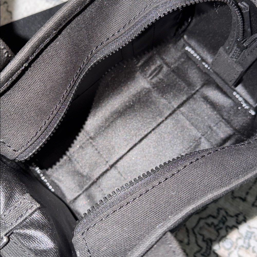 Authentic Very Gently Used Marc Jacobs Black 'The Tote Bag' (Small) - Picture 3 of 8